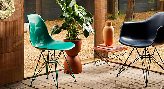 EAMES MOULDED PLASTIC  CHAIR X HAY