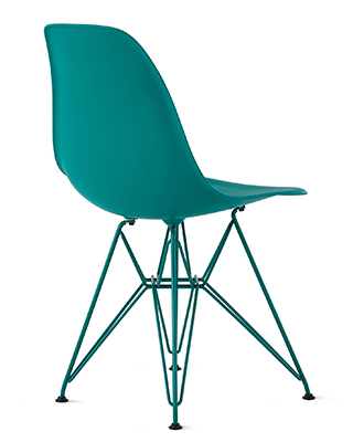 EAMES MOULDED PLASTIC CHAIR  X HAY